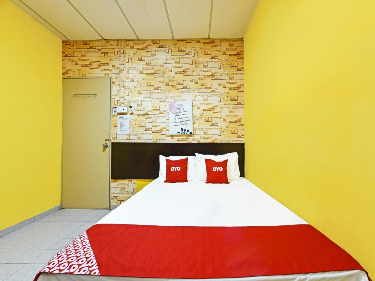 קואנטאן Oyo 90363 Nyamanya Inn מראה חיצוני תמונה